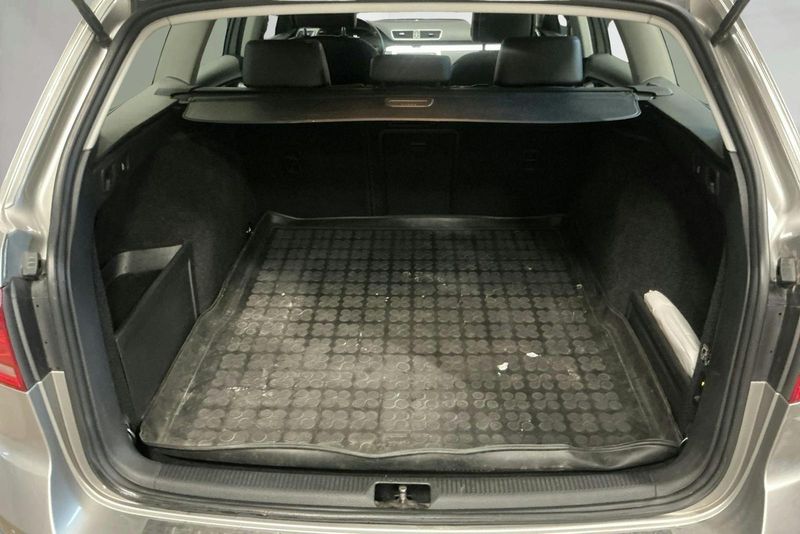Volkswagen Passat bild 9