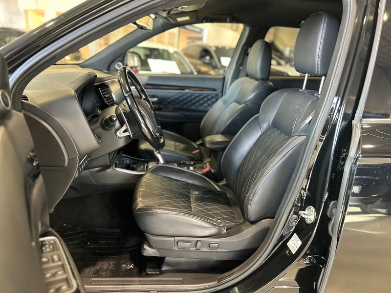 Mitsubishi Outlander bild 10