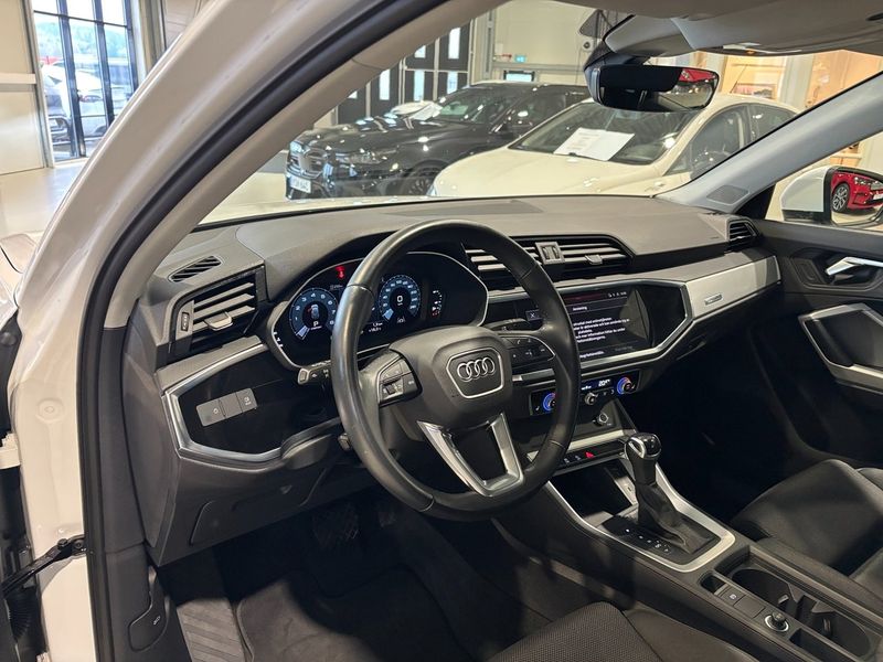 Audi Q3 bild 11