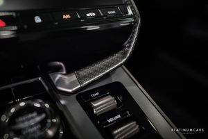 Aston Martin Vanquish bild 18