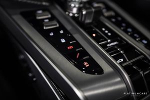 Aston Martin Vanquish bild 16