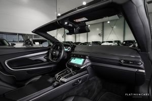 Aston Martin Vanquish bild 8