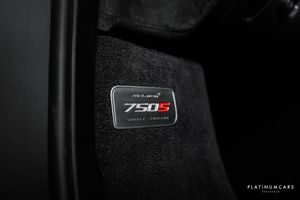 McLaren 750S bild 21