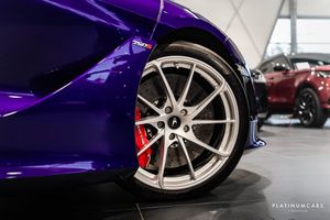McLaren 750S bild 24