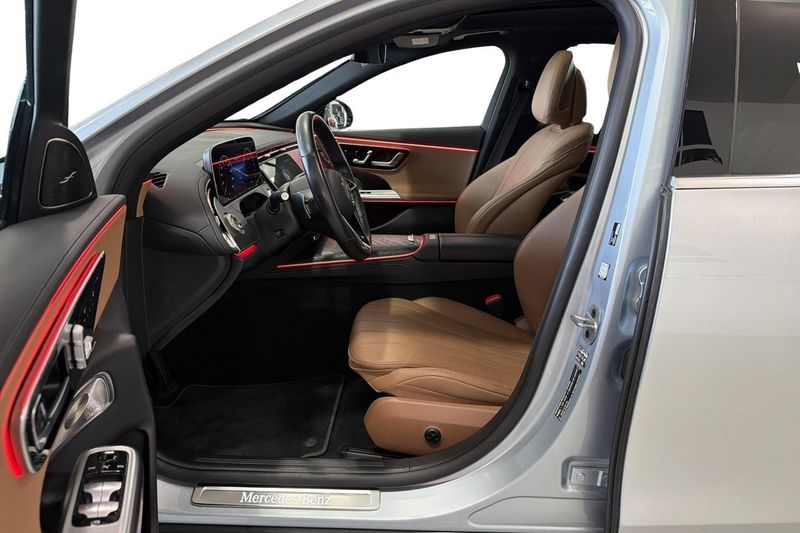 Mercedes E300 bild 12