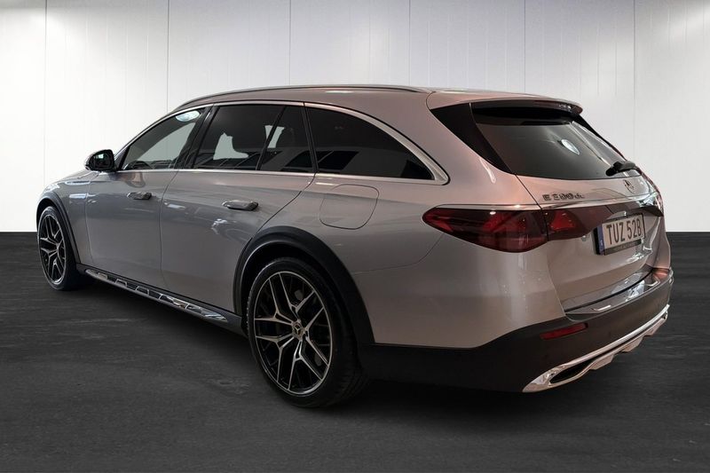 Mercedes E300 bild 2