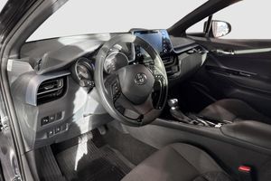 Toyota C-HR bild 8