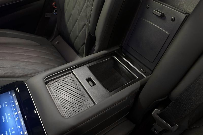 Mercedes GLS63 AMG bild 23