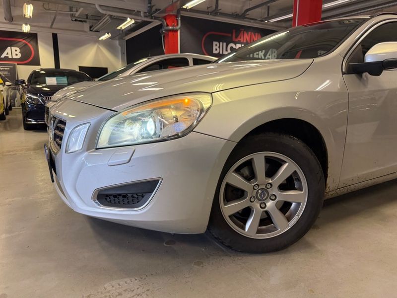 Volvo V60 bild 2