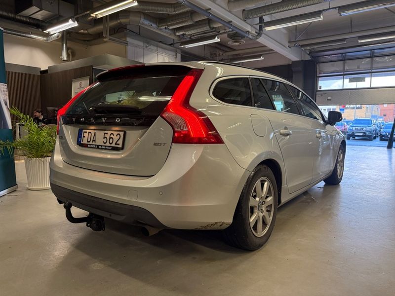 Volvo V60 bild 8