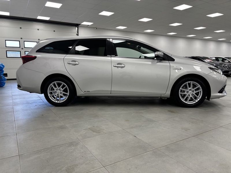 Toyota Auris bild 7