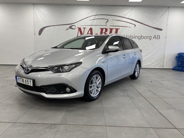 Toyota Auris Touring Sports Hybrid e-CVT, 136hk Intense Edition - 2017