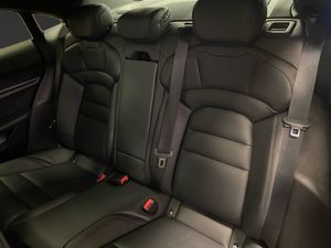Porsche Taycan bild 11