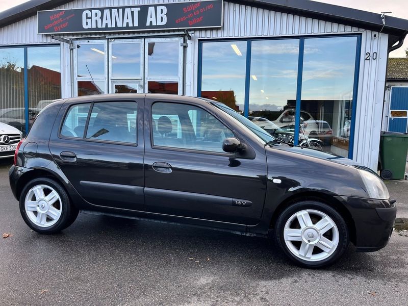 Renault Clio bild 2