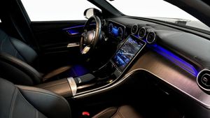 Mercedes GLC300 bild 3