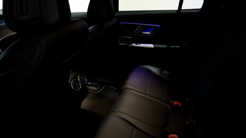 Mercedes GLC300 bild 5