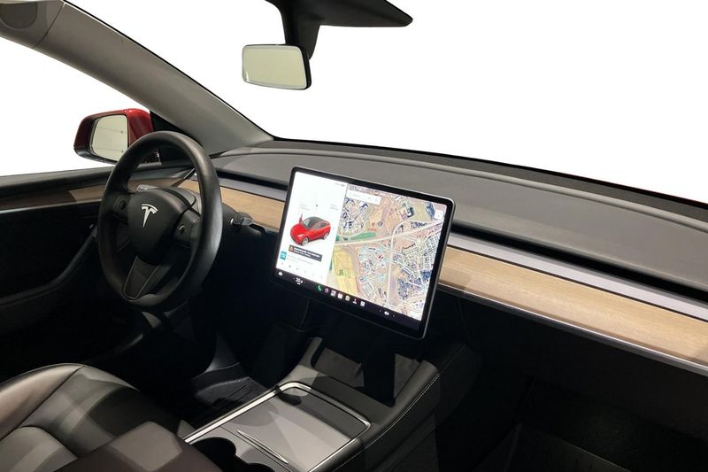 Tesla Model Y bild 10