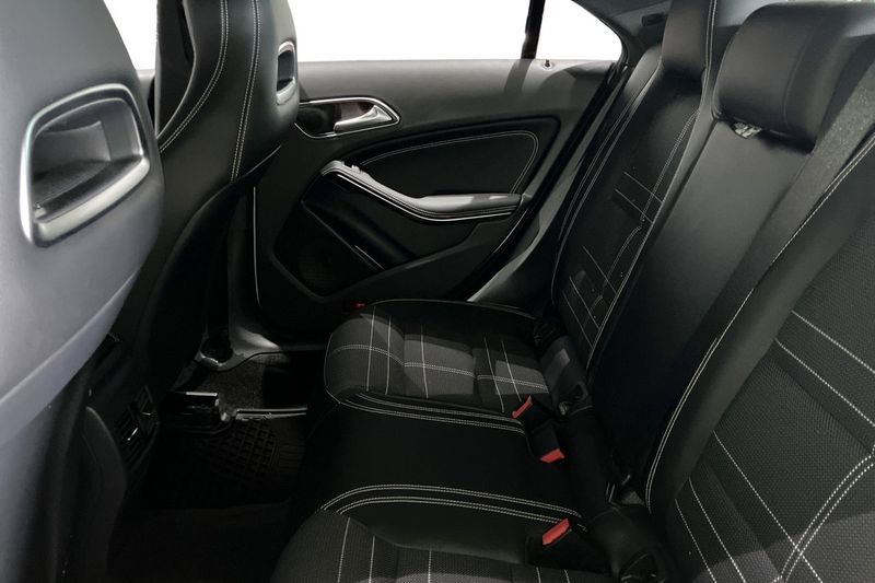 Mercedes CLA200 bild 11