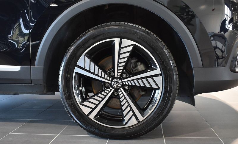 MG ZS EV bild 9