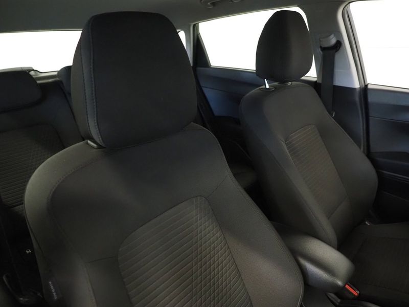 Hyundai i20 bild 13