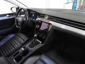 Volkswagen Passat bild 10