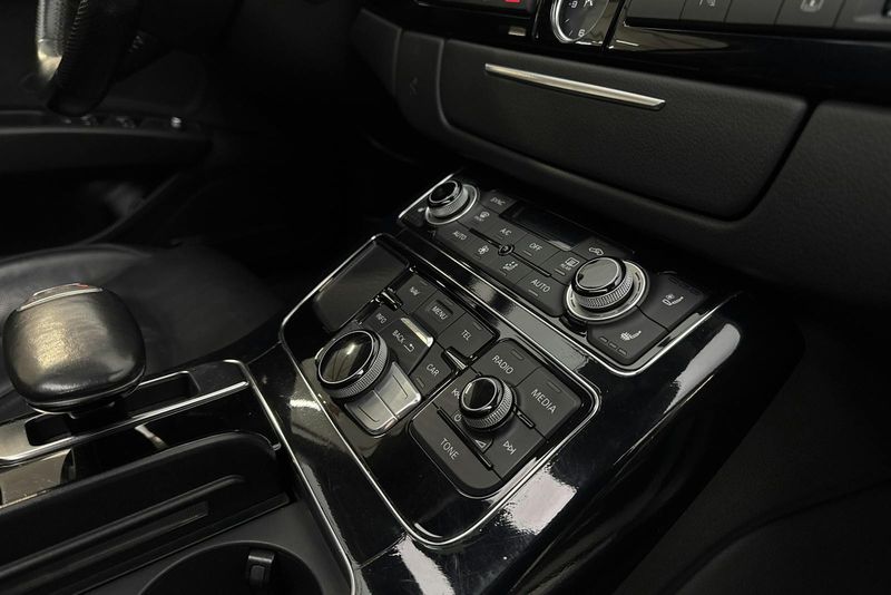 Audi A8 bild 14