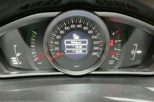 Volvo V40 bild 11