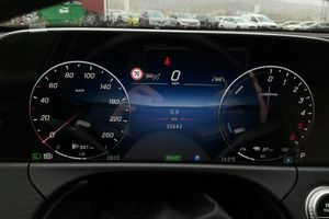 Mercedes E300 bild 10