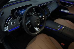 Mercedes E300 bild 14