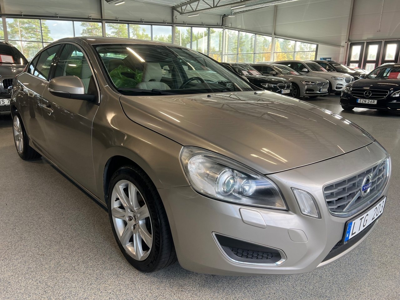 Volvo S60