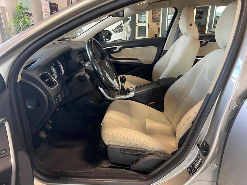 Volvo S60 bild 15
