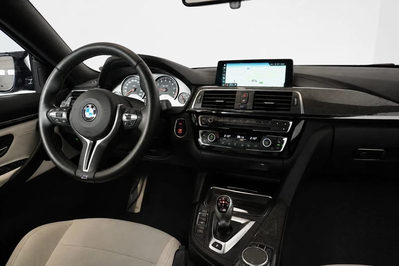 BMW M4 bild 19