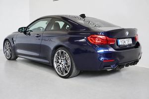 BMW M4 bild 9