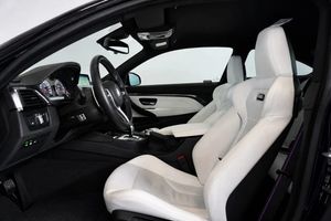 BMW M4 bild 24