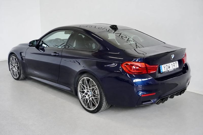 BMW M4 bild 8