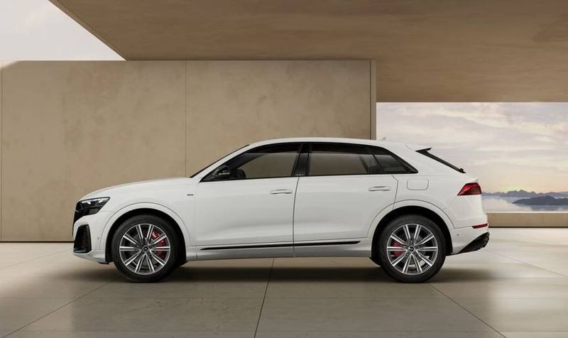 Audi Q8 bild 2