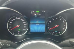 Mercedes GLC300 bild 10