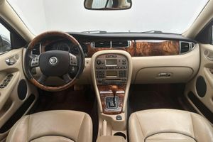 Jaguar X-Type bild 6