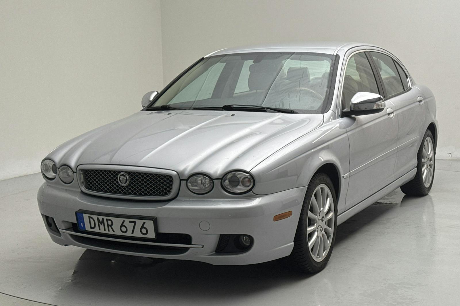 Jaguar X-Type