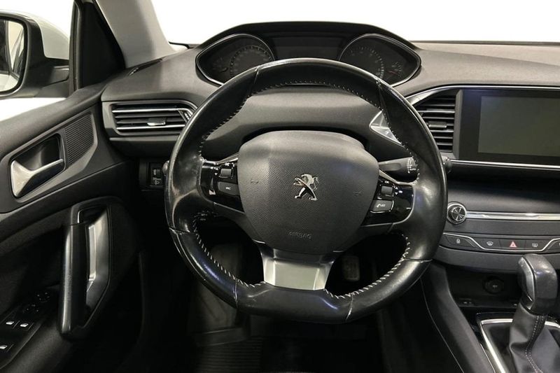 Peugeot 308 bild 8