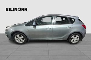 Opel Astra bild 2