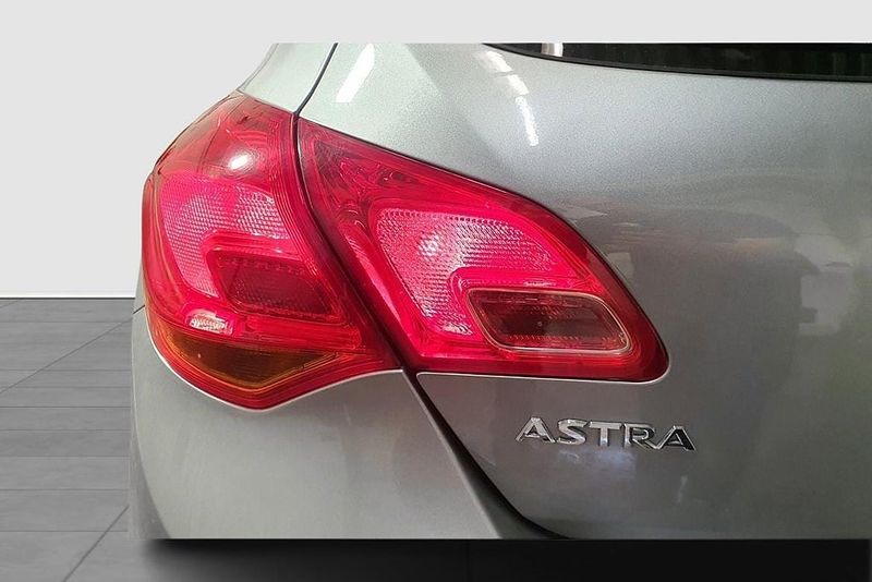 Opel Astra bild 11