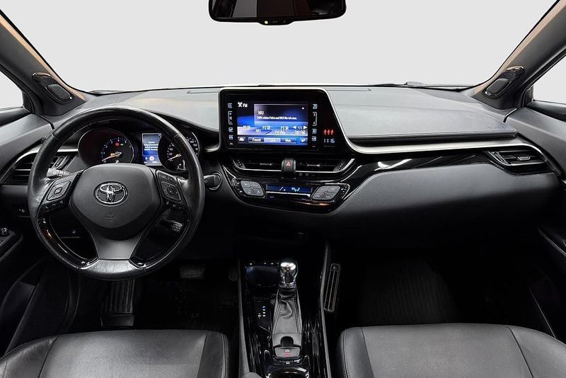 Toyota C-HR bild 12