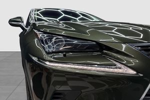Lexus NX bild 10