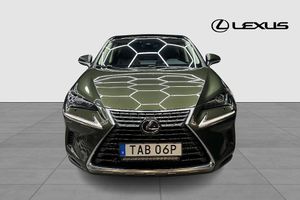 Lexus NX bild 9