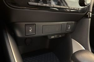 Mazda 2 bild 16