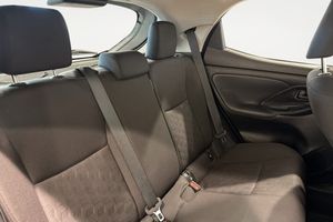 Mazda 2 bild 10