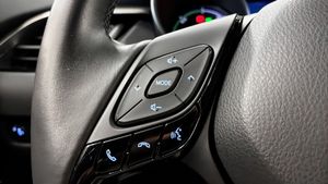 Toyota C-HR bild 15