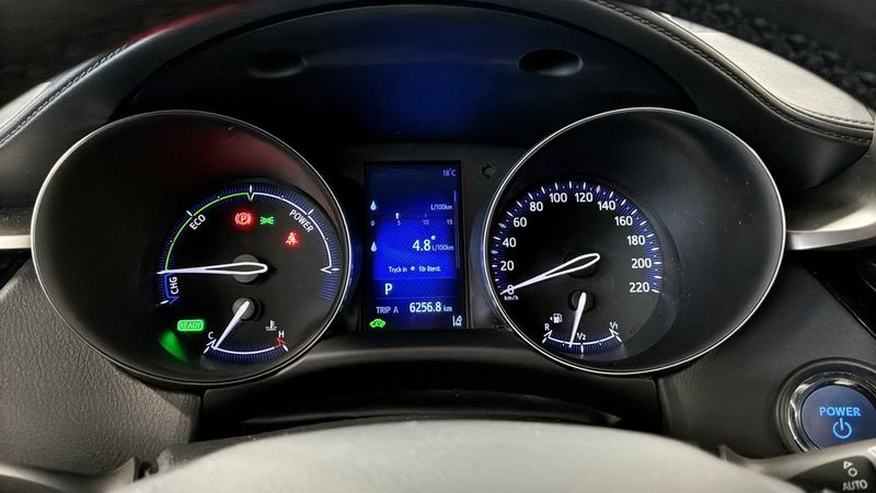Toyota C-HR bild 16