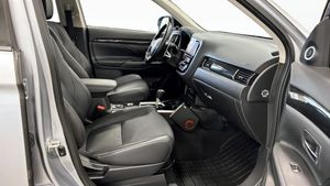Mitsubishi Outlander bild 3